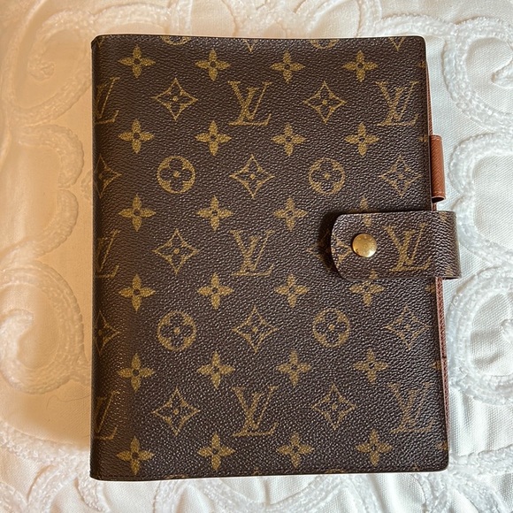 Louis Vuitton Other - ❌SOLD!❌ Authentic Louis Vuitton Brown Monogram Large (GM) Agenda Cover